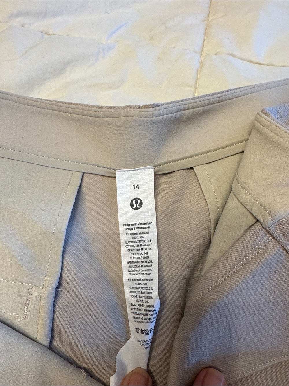 lululemon athletica Beige High-Waist Pleated Short - Picture 4 of 10